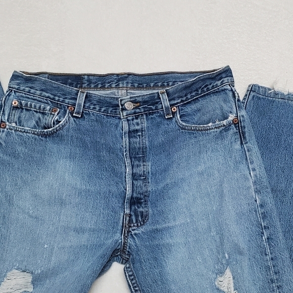 VINTAGE Levi's 501 Distressed High Rise Loose Fit Button-Fly Boyfriend Jeans - Picture 5 of 14